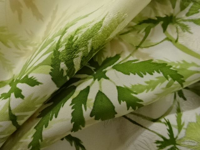  枝葉模様訪問着